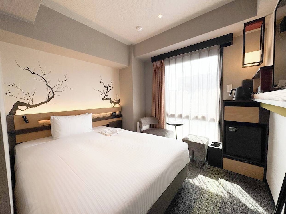 ROOM, SINGLE, DOUBLE BED