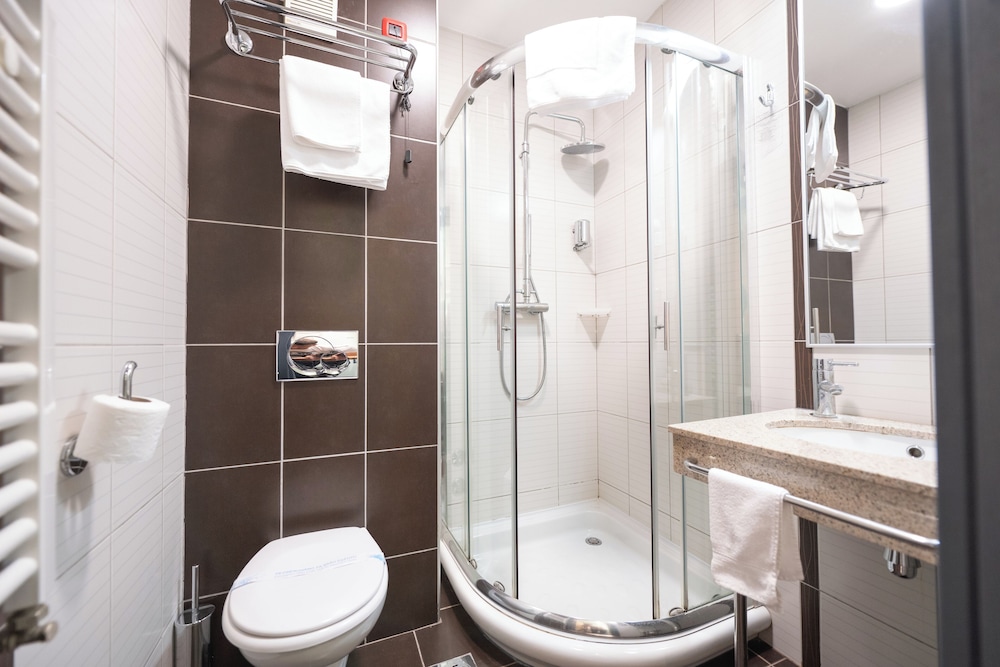 Kopernikus Hotel Prag 75/76