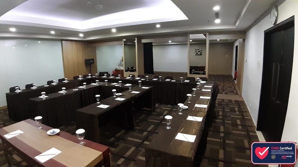 Sala View Hotel 54/59