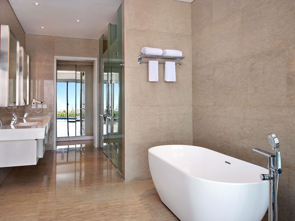 Grand Mercure Lampung 23/25