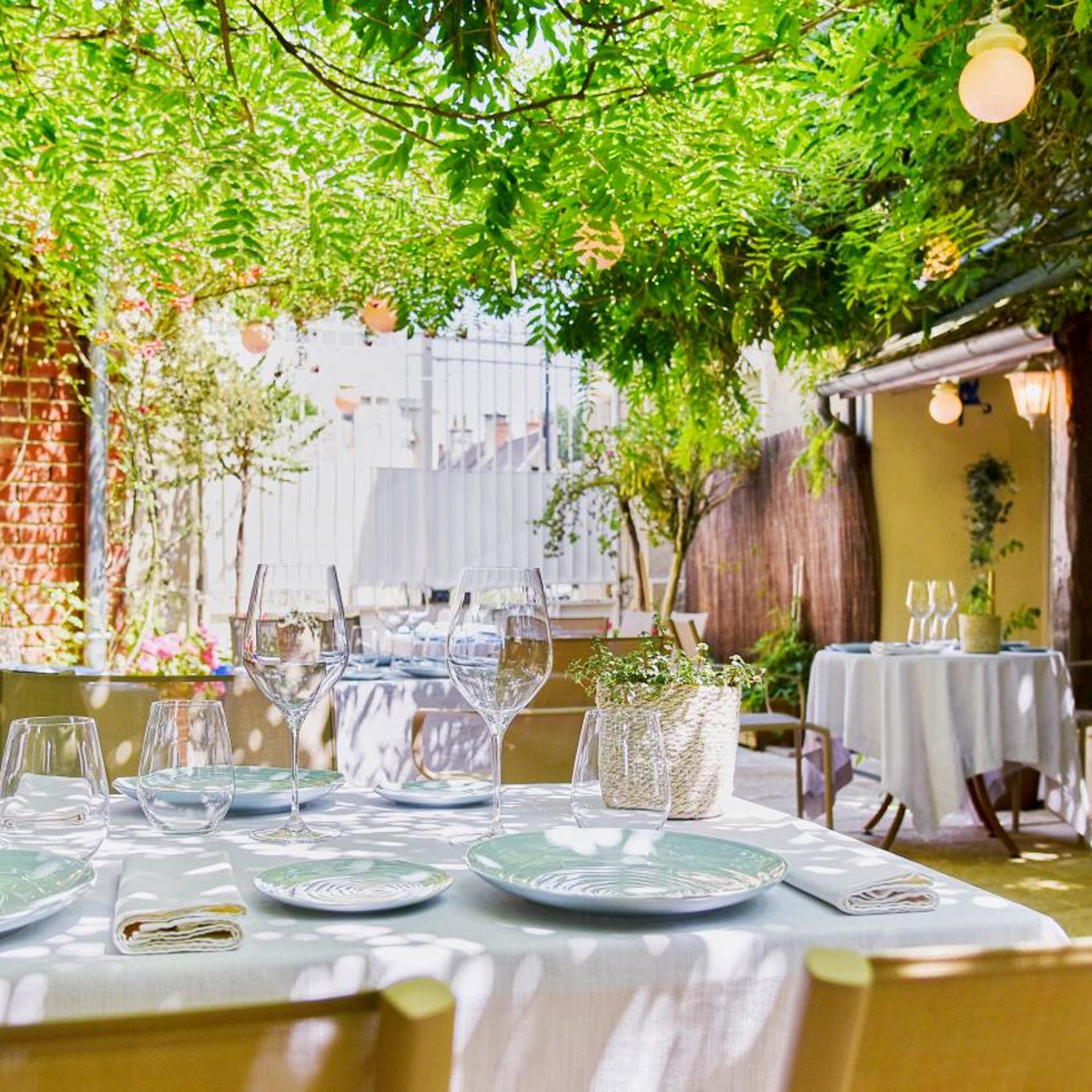 Logis Hotel de la Mere Hamard 28/50