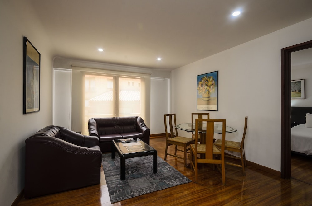 TRAVELERS APARTAMENTOS Y SUITES CONDOMINIOPLENITUD 35/67