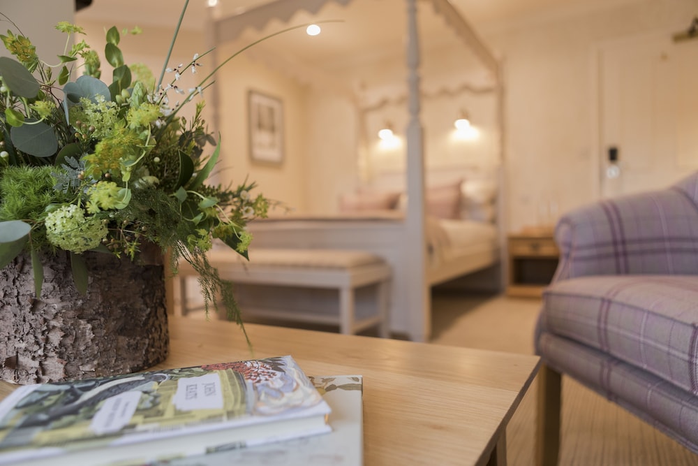 Beaulieu Hotel 23/50