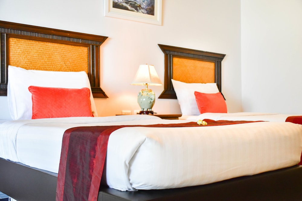White Sand Beach Hotel Hua Hin 23/70