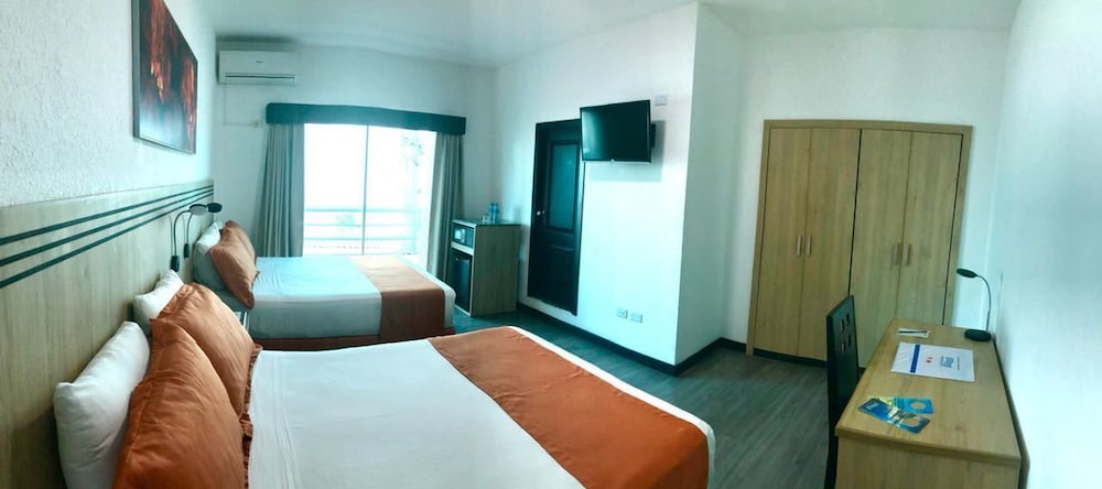 Hotel Mar Azul 17/72