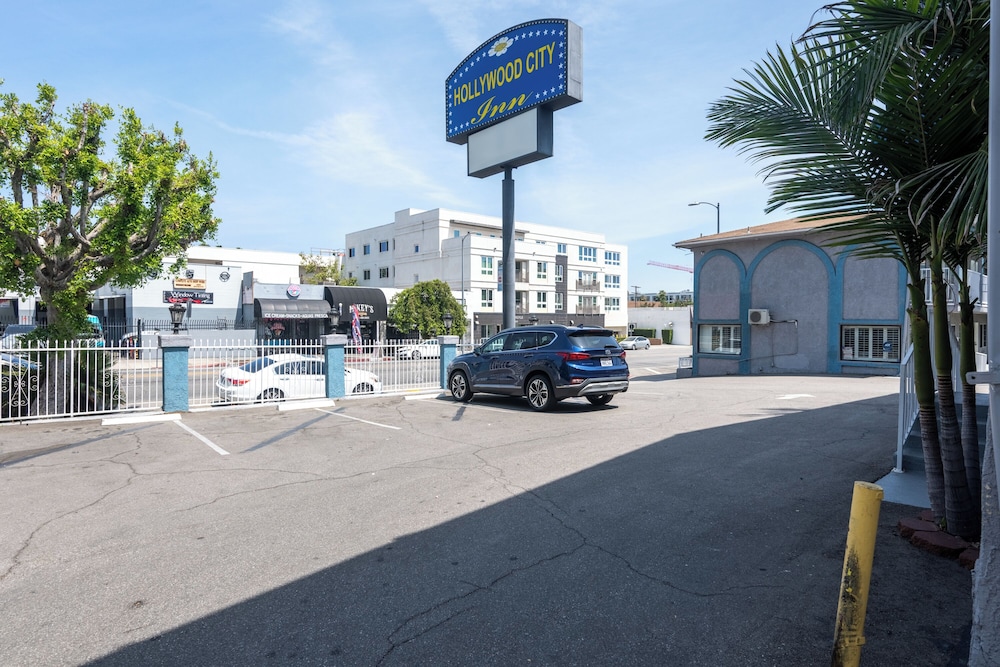 Hollywood City Inn 51/60