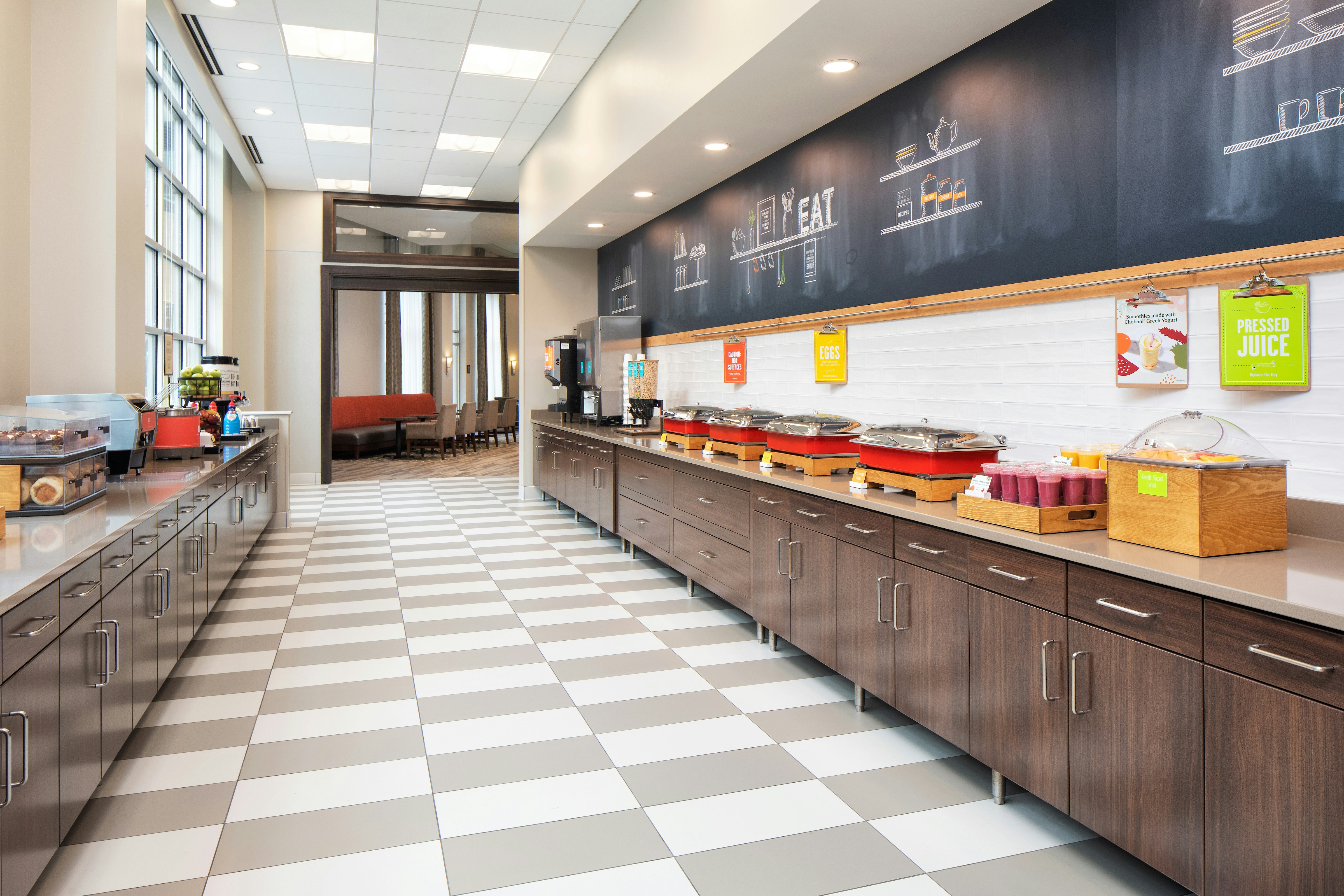 Hampton Inn and Suites Minneapolis Downtown 6/45