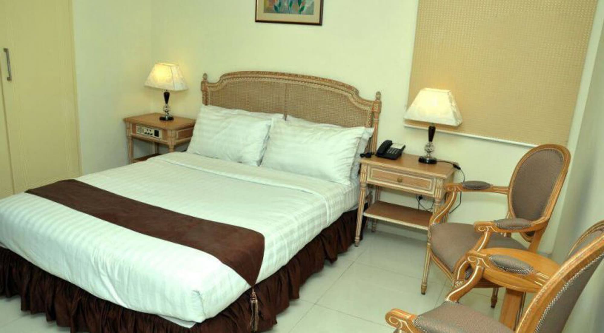 DELUXE, SUITE, DOUBLE BED