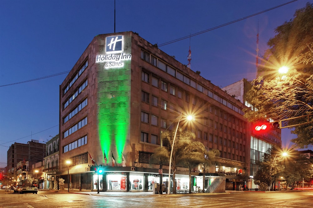 Holiday Inn & Suites Guadalajara Centro Historico 2/50