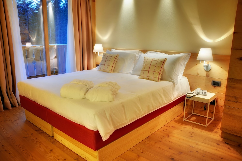 JUNIOR SUITE, STUDIO