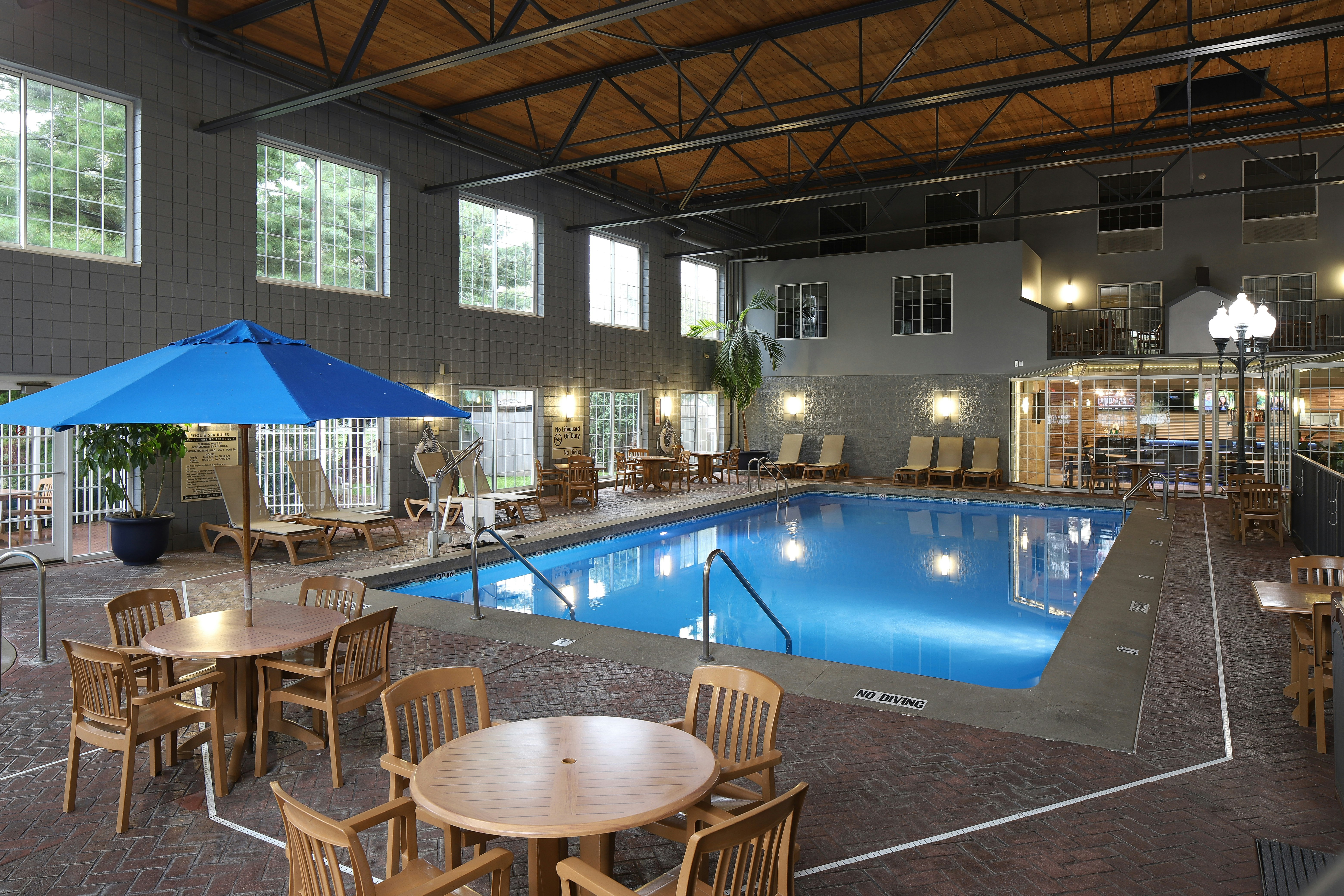 Hampton Inn Holland 27/55