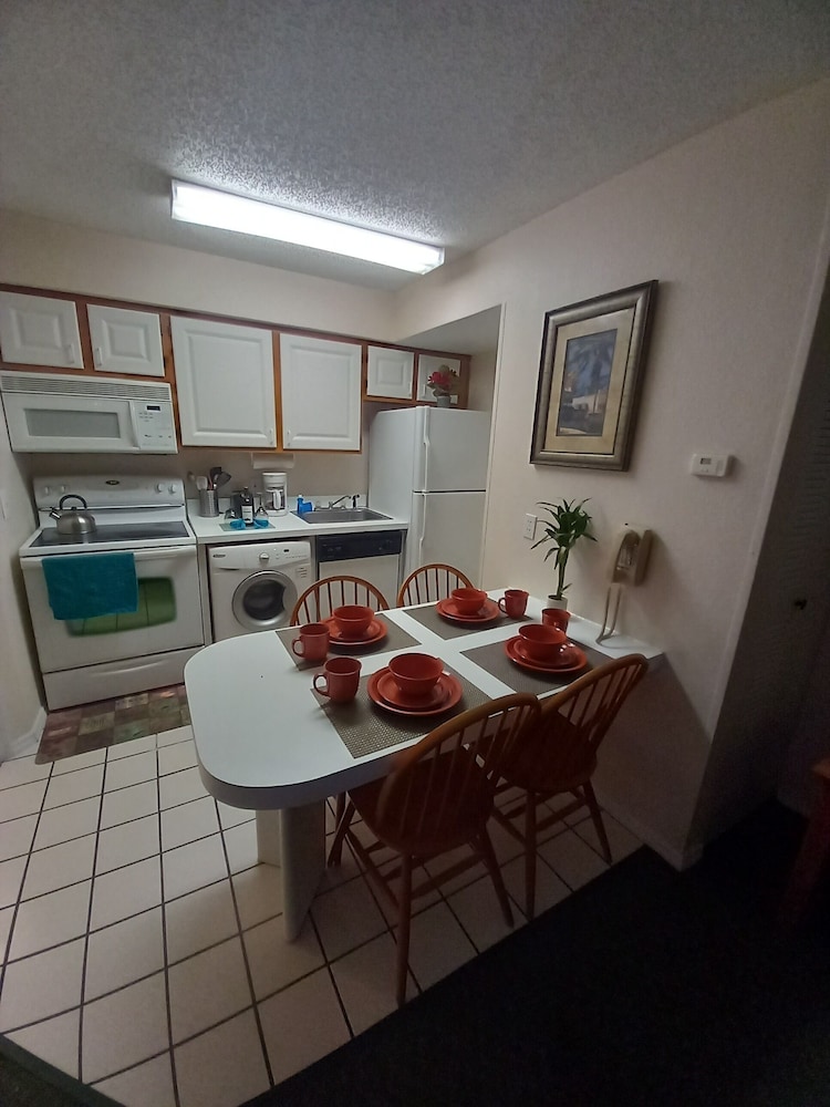 Tropical Oaks Villa 23/33