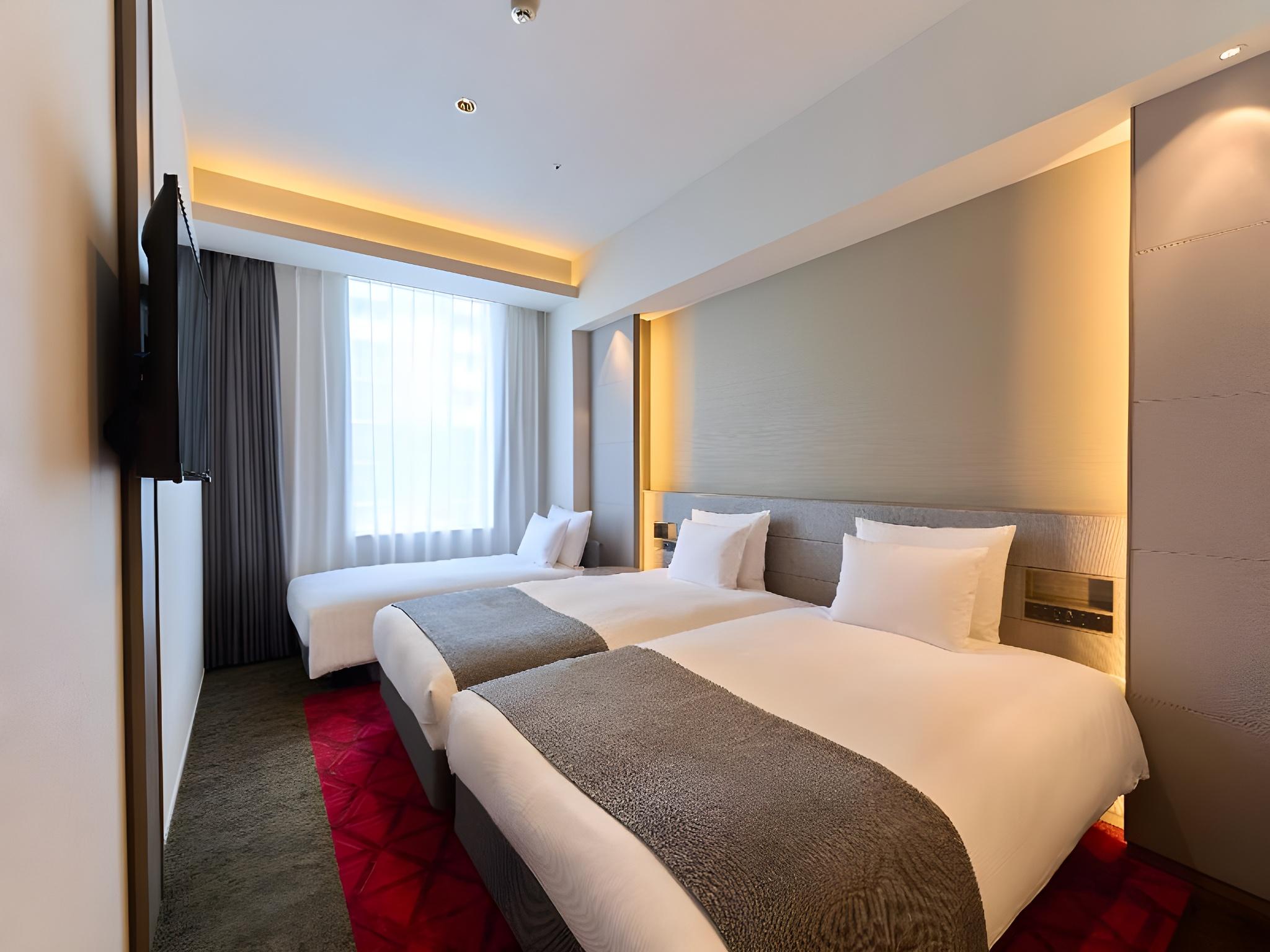 Superior, Triple, Twin Beds, Sofa