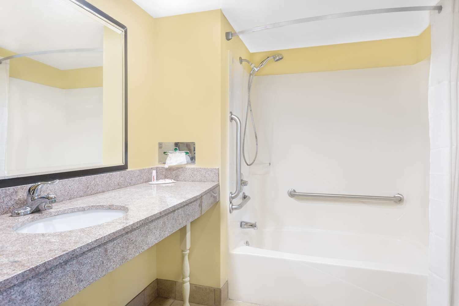 Days Inn By Wyndham Aiken - Interstate Hwy 20 32/32