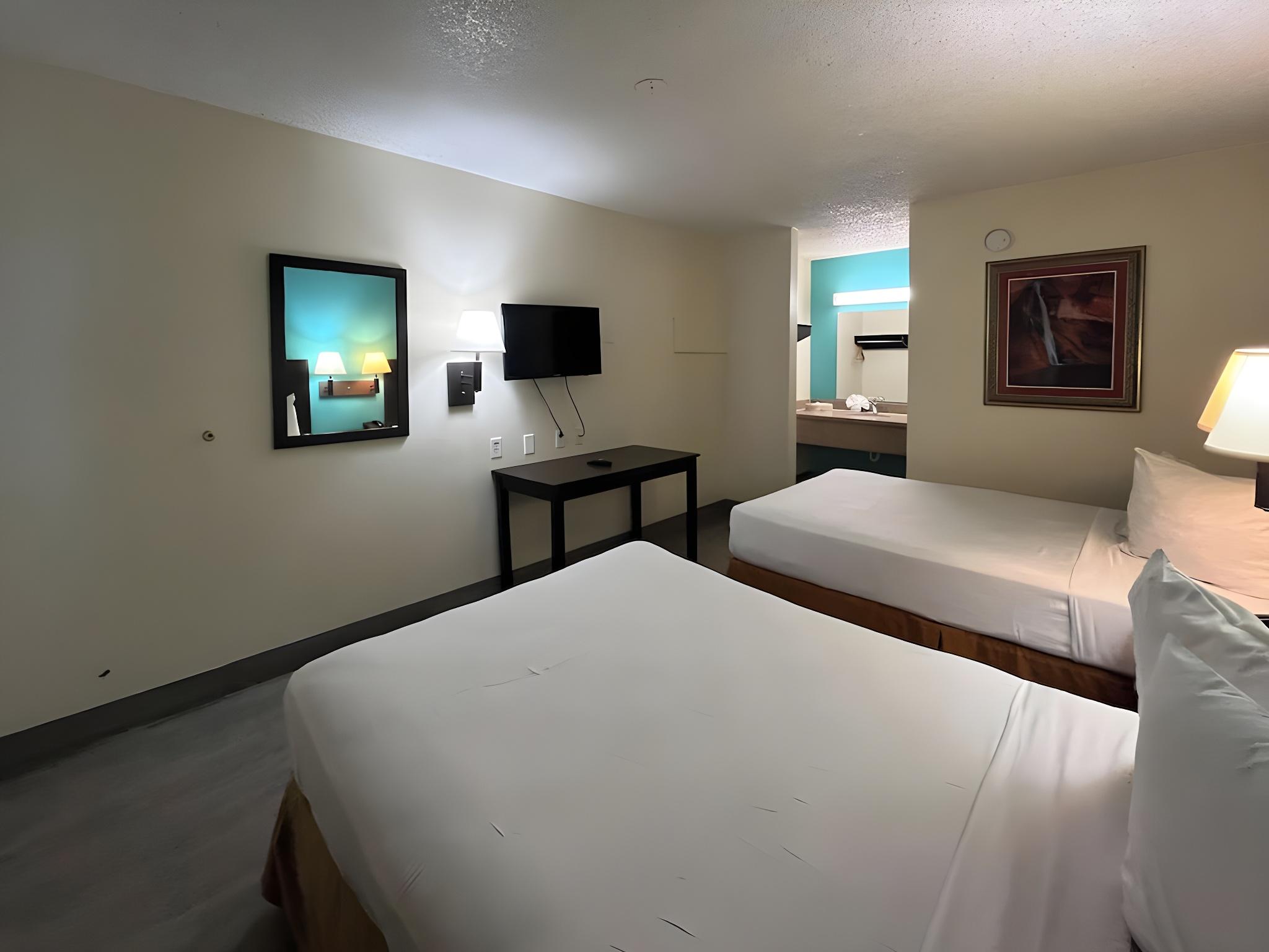 ROOM, ACCESSIBLE