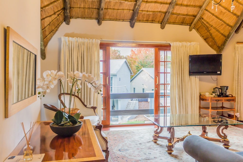 Thatchfoord Lodge 24/50