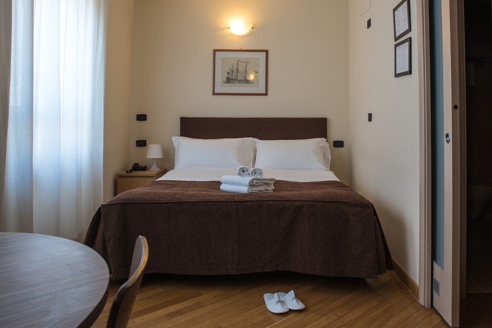 CORVETTO RESIDENCE PORTO DI MARE HOTEL 6/38