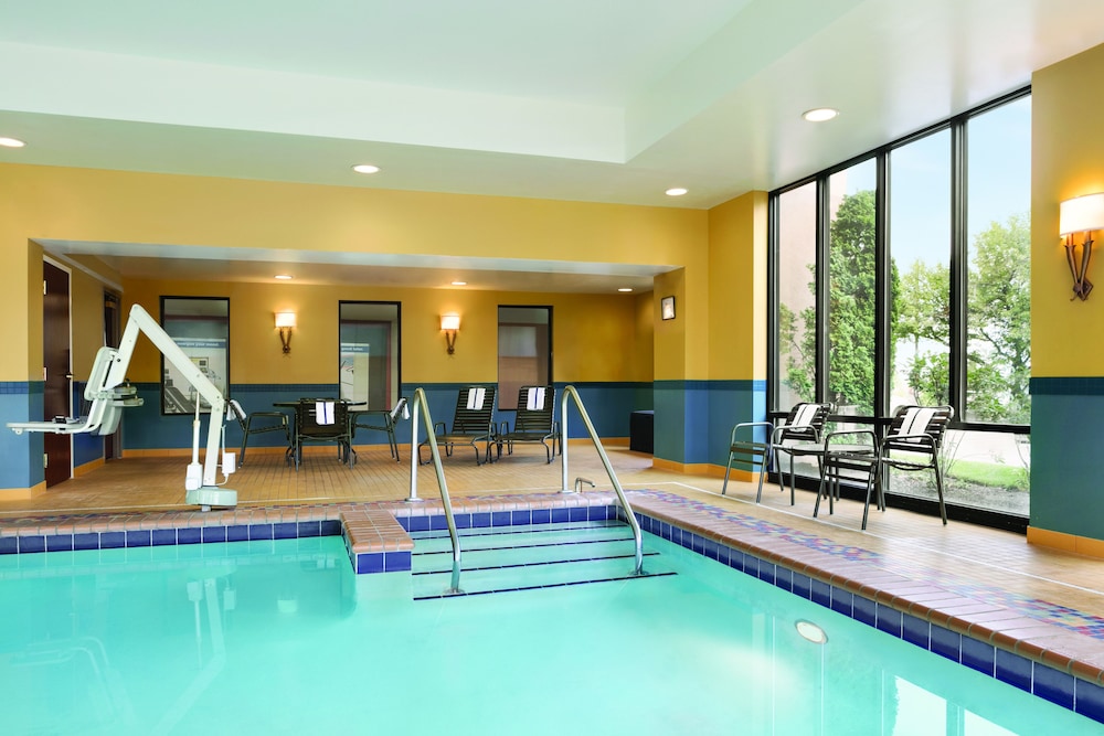 Hampton Inn Reading/Wyomissing 30/40