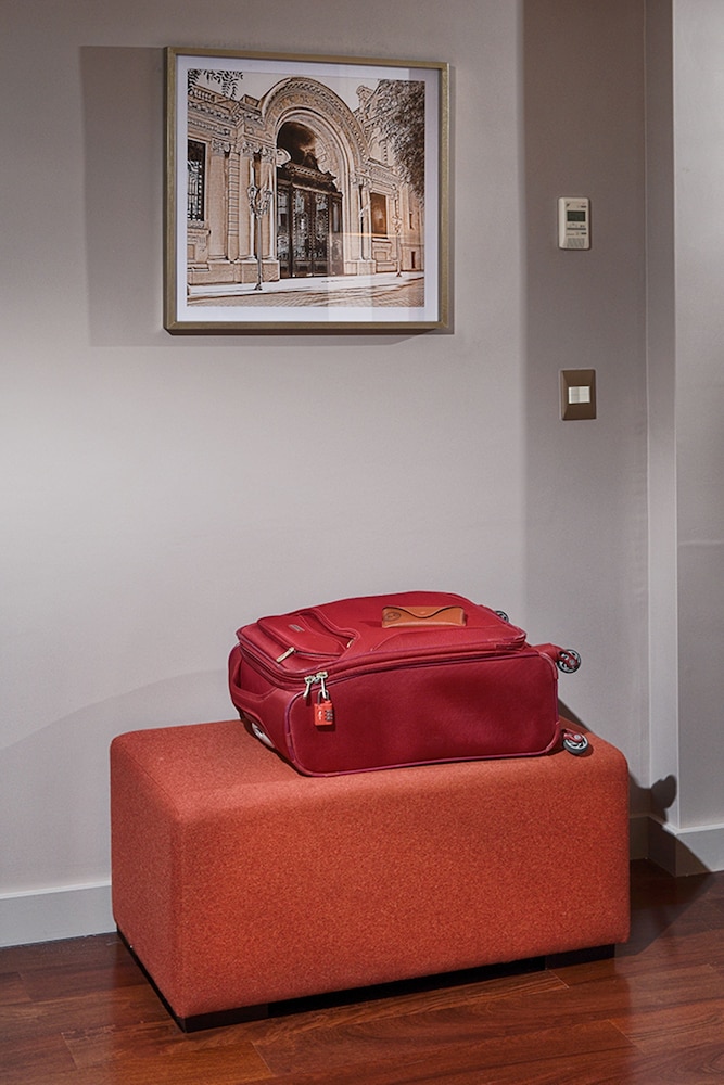 CARLES HOTEL BUENOS AIRES 32/64