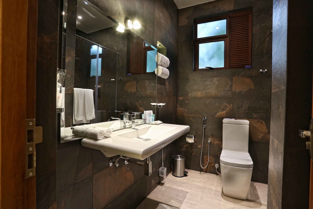 Rivora Residence 46/50