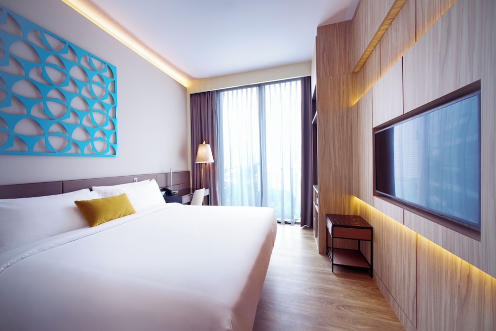 Mercure Singapore On Stevens 13/50