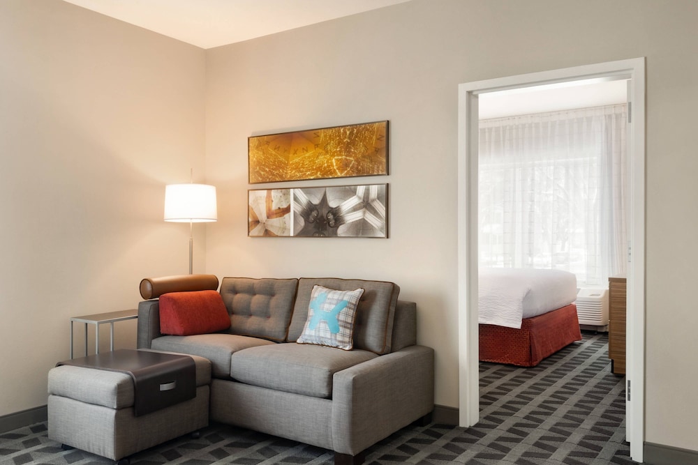 TownePlace Suites by Marriott Dubuque Downtown 25/40