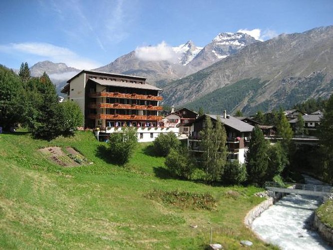 Hotel Bristol 43/43