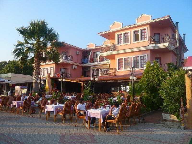 Gunes Hotel 15/22