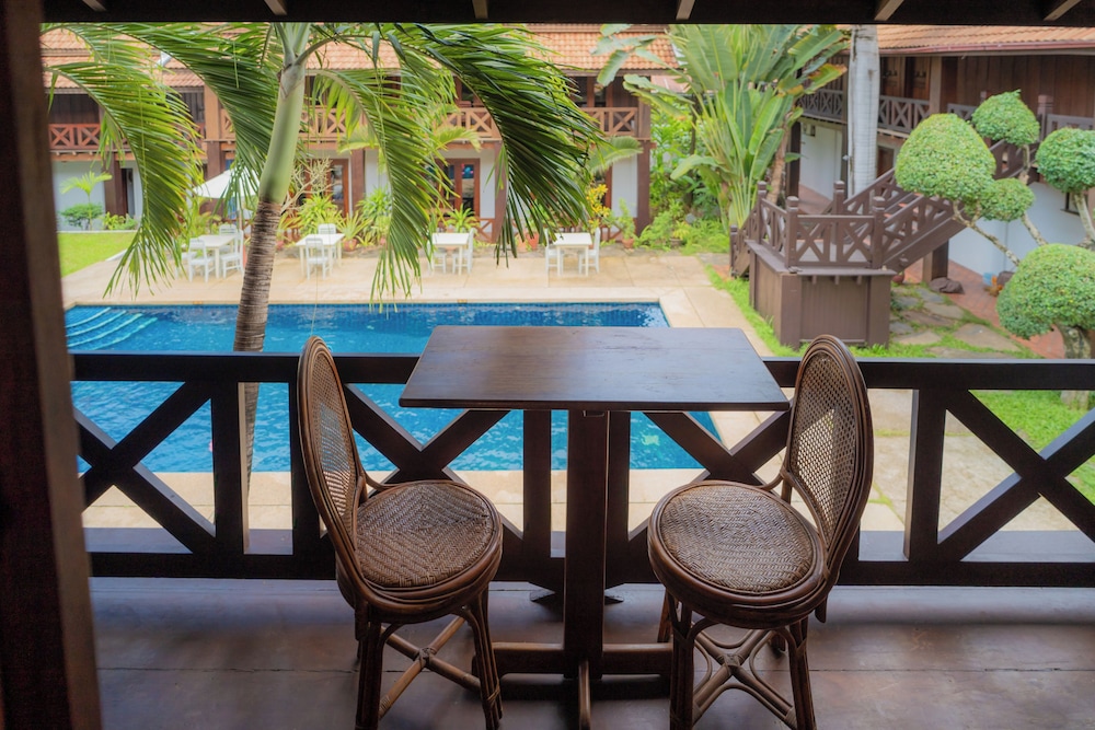 Muangthong Hotel 34/50