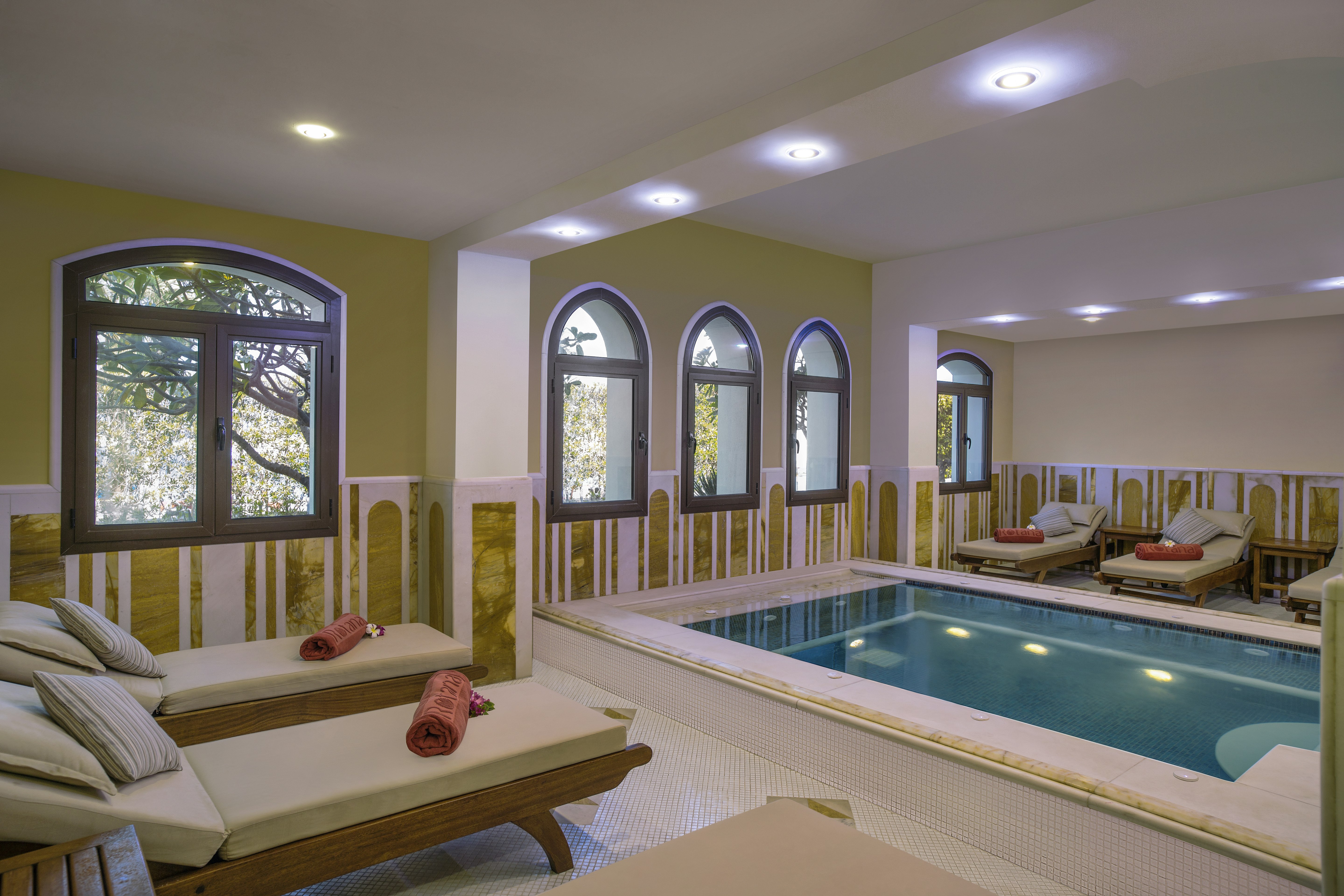The Cove Rotana Resort 20/50