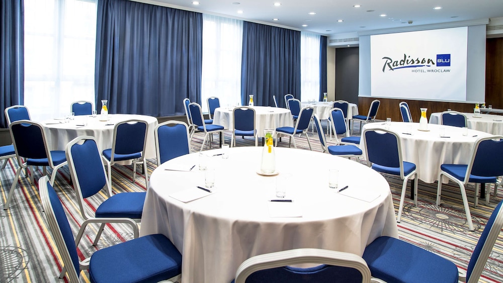 Radisson Blu Hotel Wroclaw 65/75