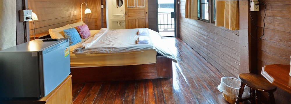 Huan Kawin Hostel Photography Gallery 11/50