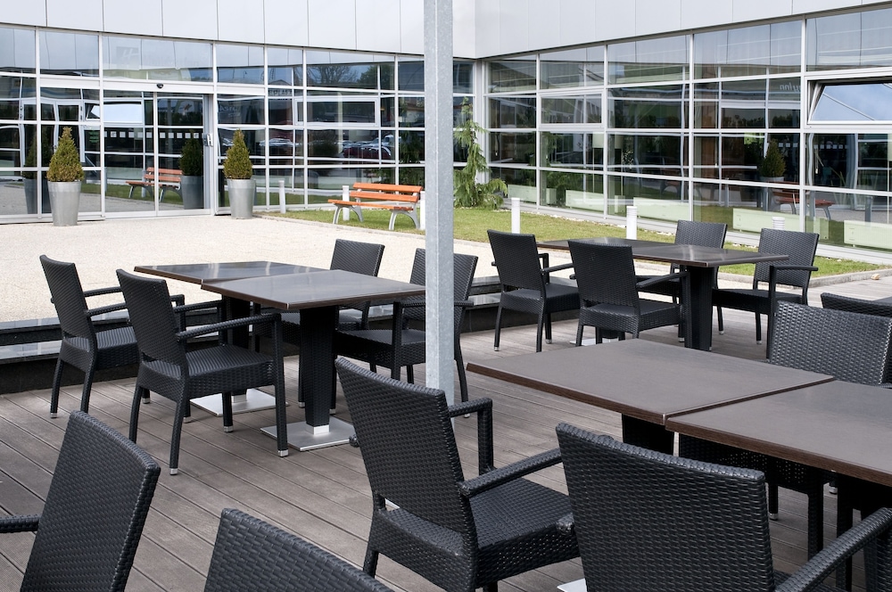 HOLIDAY INN ZILINA 66/78
