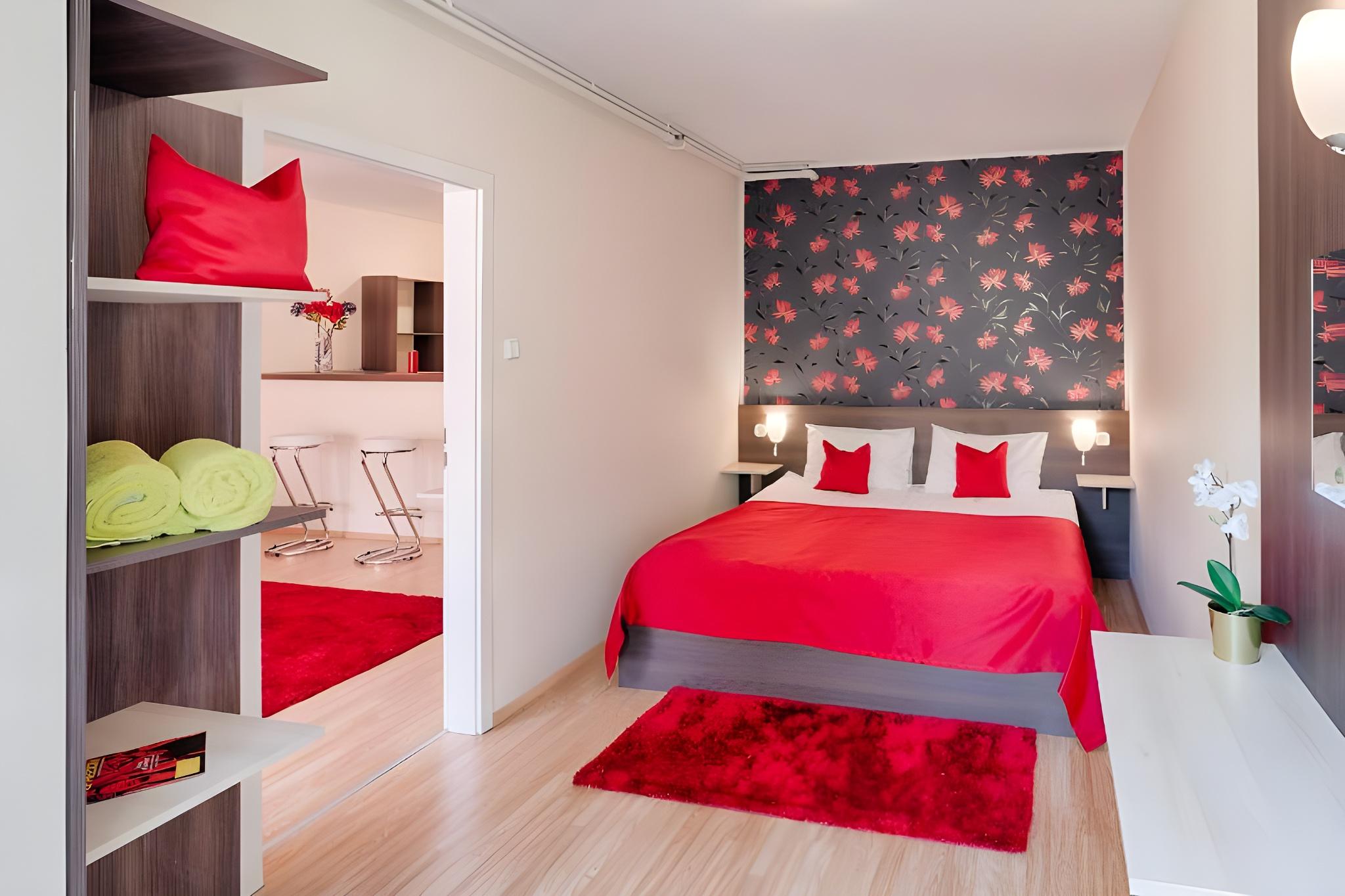Executive, Suite, Apartment