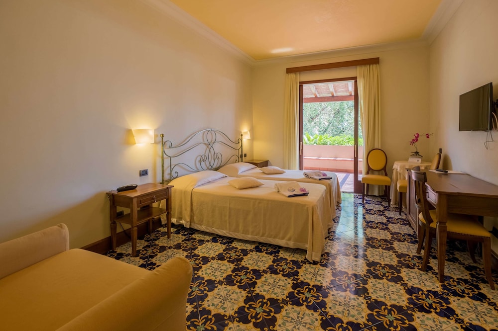 COMFORT, DOUBLE BED, GARDEN VIEW