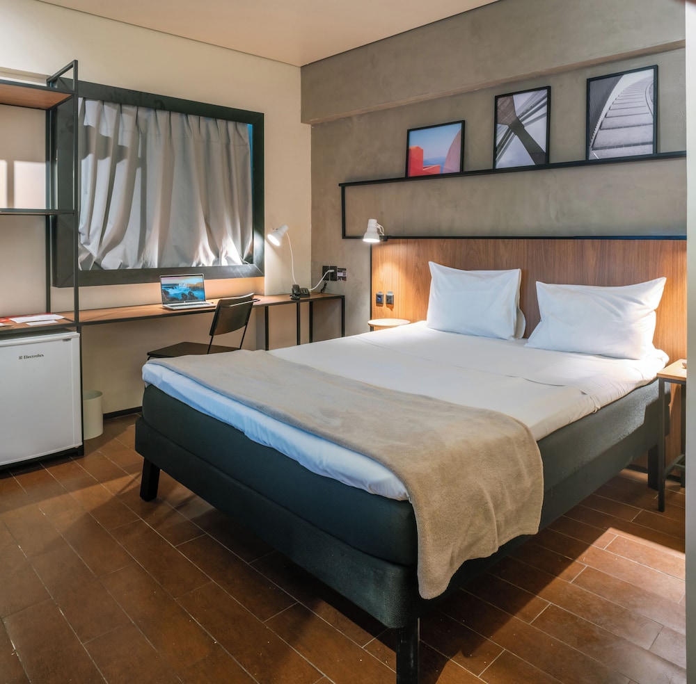 Ibis Sao Luis 31/64