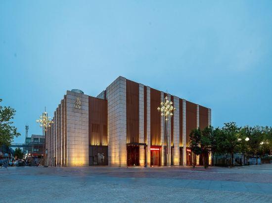 Ruili Hotel 3/40