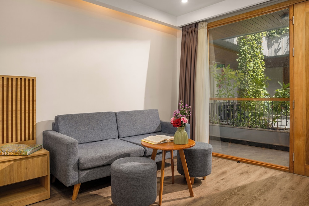 Zoneland Apartments Lahome Beach Villa 25/50