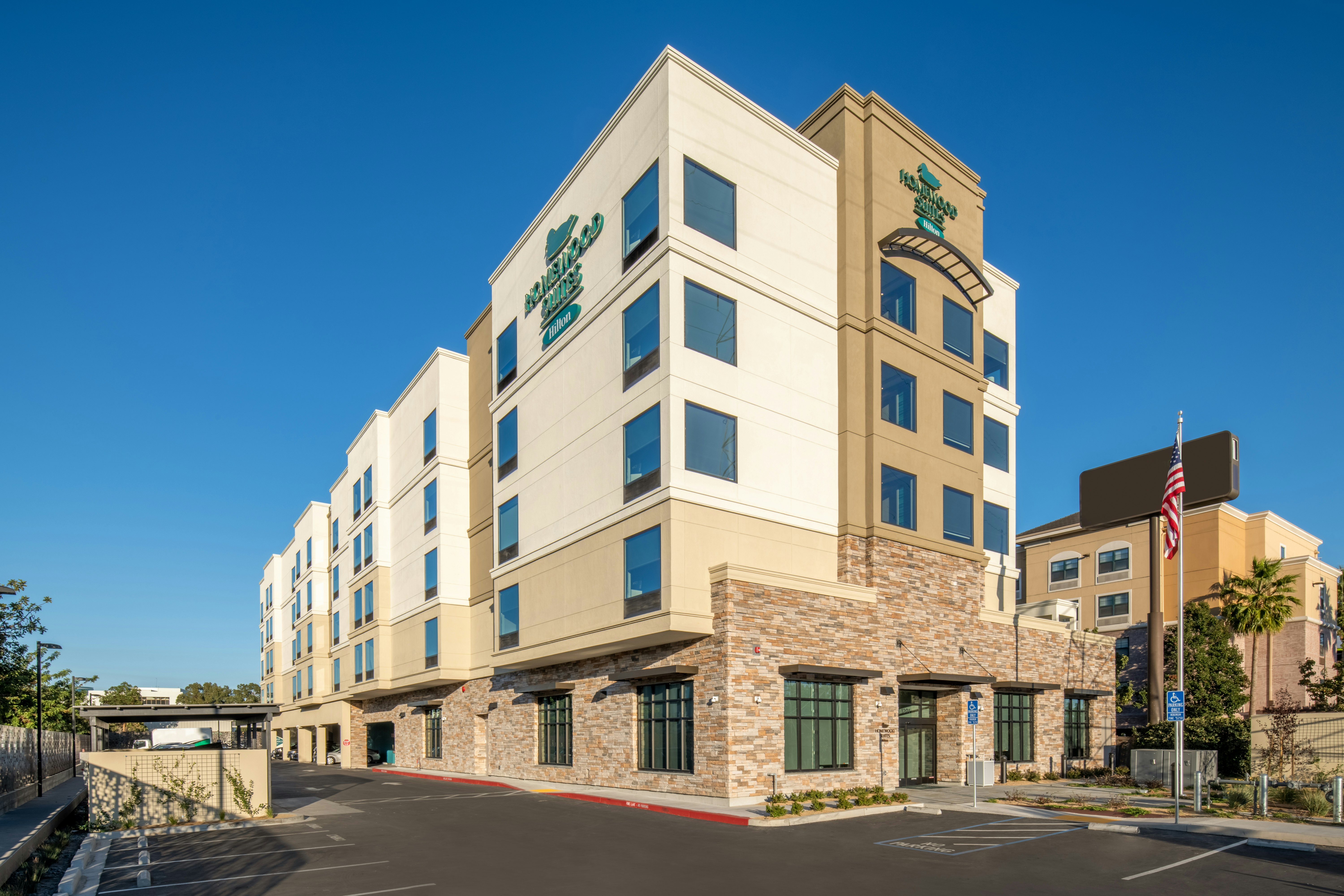 Homewood Suites By Hilton Belmont 11/12