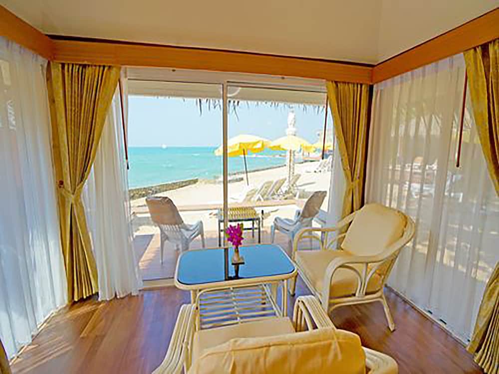 SUNSET VILLAGE BEACH RESORT 29/50