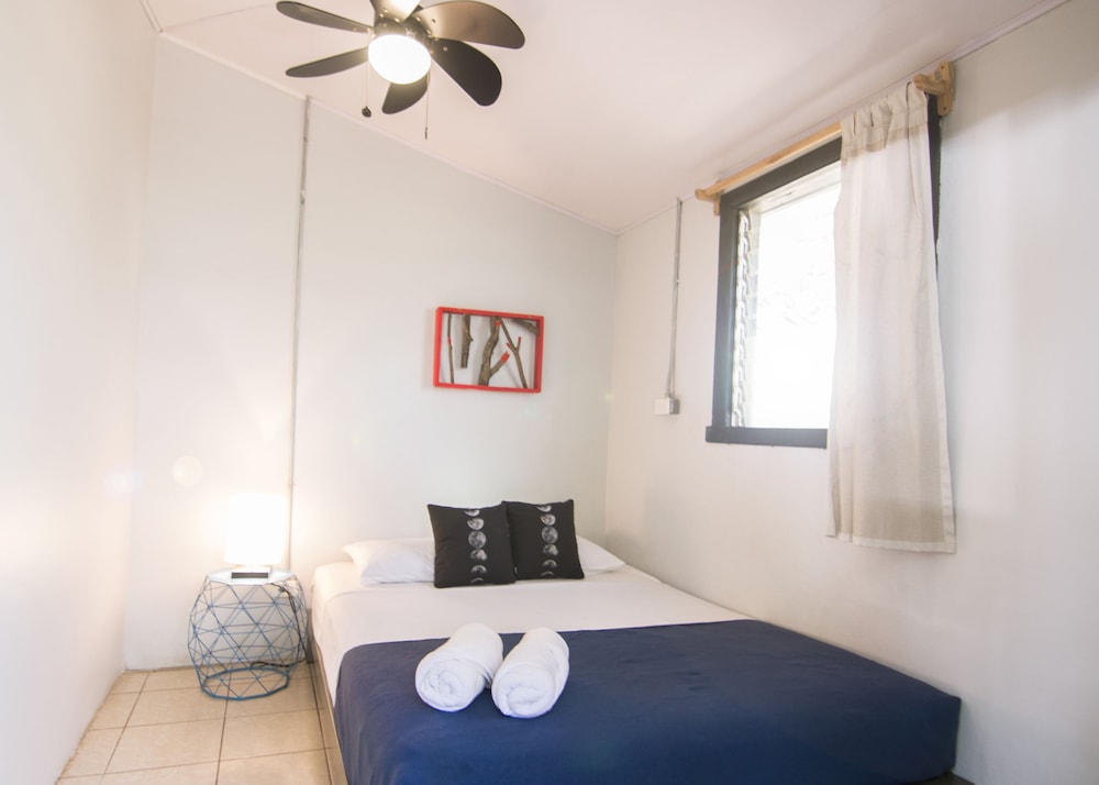 Socialtel Tamarindo Costa Rica 4/30