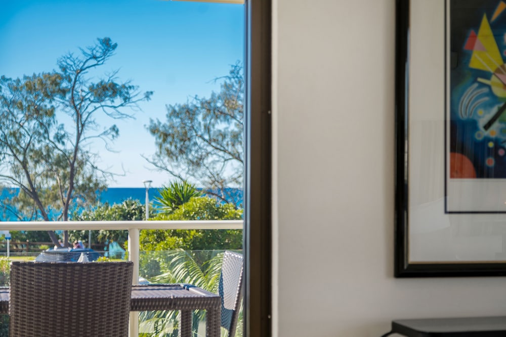 Bayview Beachfront Apartments 6/50
