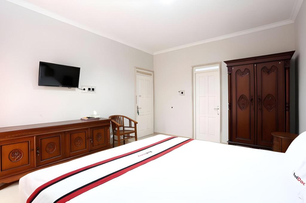 Reddoorz Near Adisucipto Airport 2 8/36