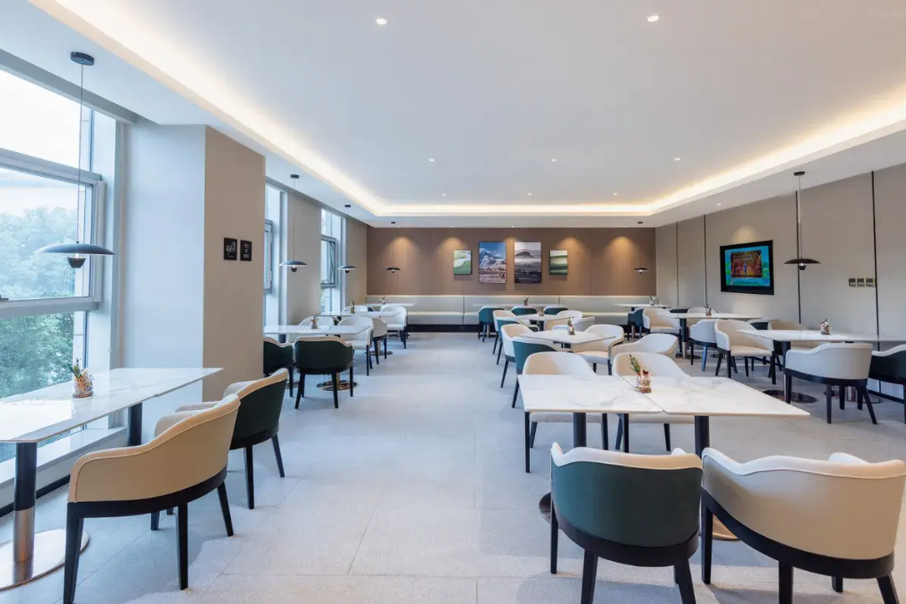 X Hotel Shuguang Atour, Shanghai Wuxu Cruise Terminal 12/15
