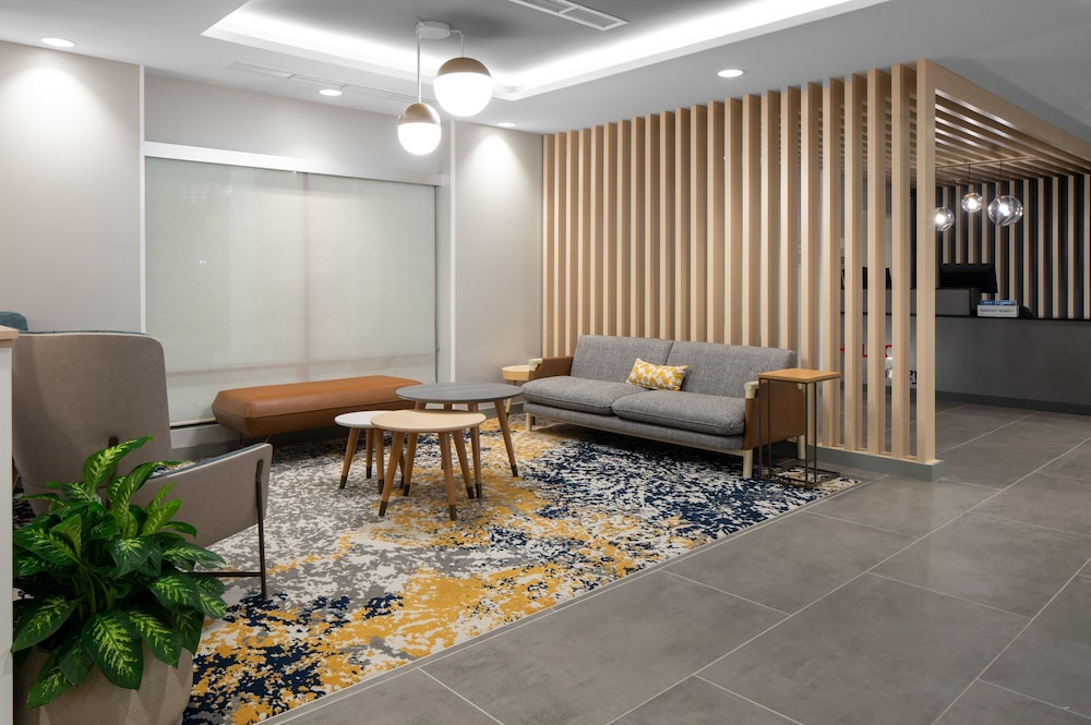 TownePlace Suites by Marriott Sidney 12/21