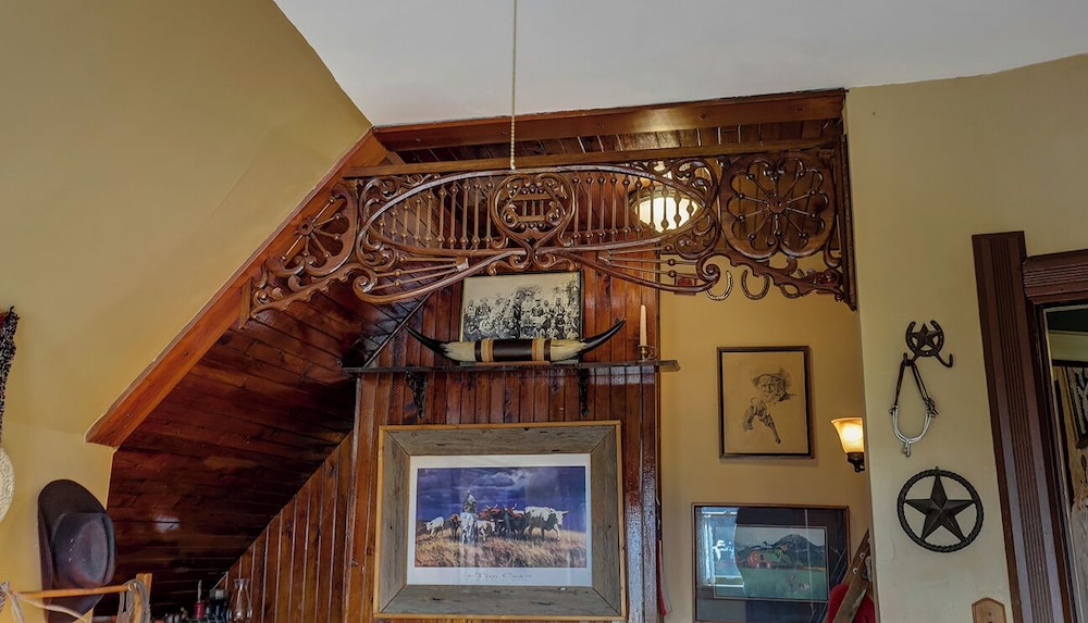 Schuster Mansion Bed & Breakfast 8/51