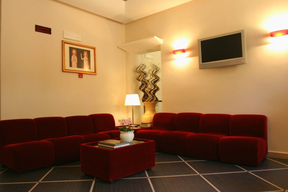 Hotel Garda Roma 38/60