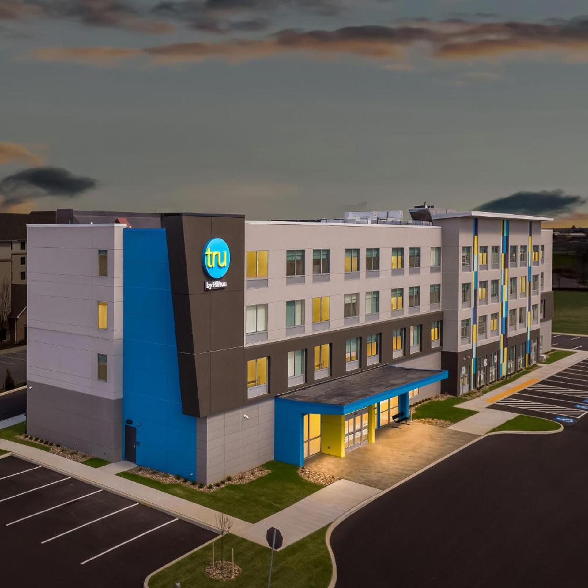 Tru by Hilton Hagerstown 6/52