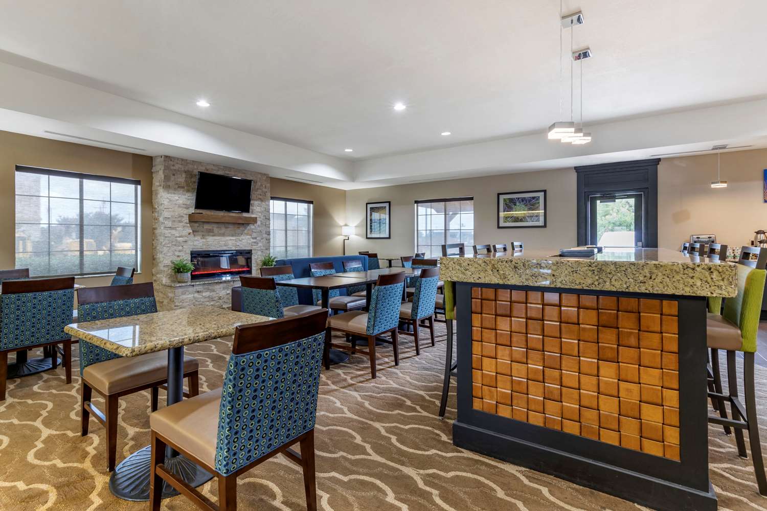 Comfort Suites Buda - Austin South 10/17