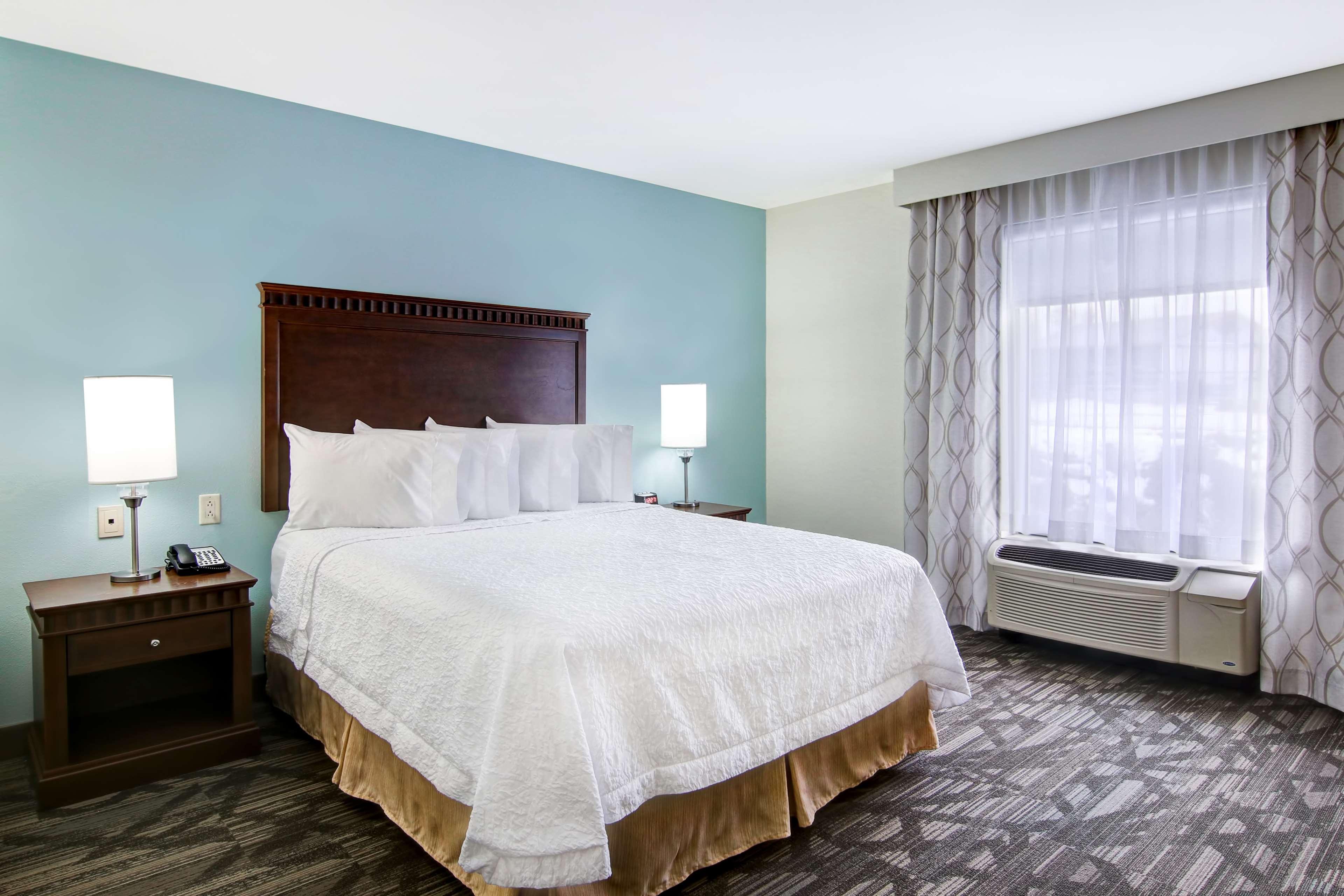 Room, Queen Bed